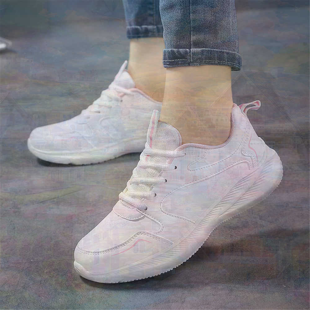 Maat 44, lage retro schoenen,  - Tech Accessories To Buy recensie en prijs